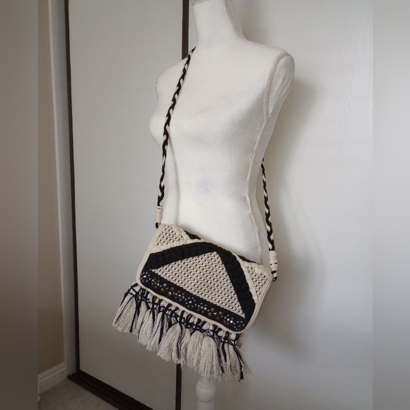 America & Beyond Bag - Picture 2 of 10